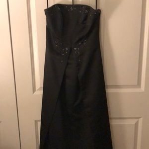 Women’s formal dress